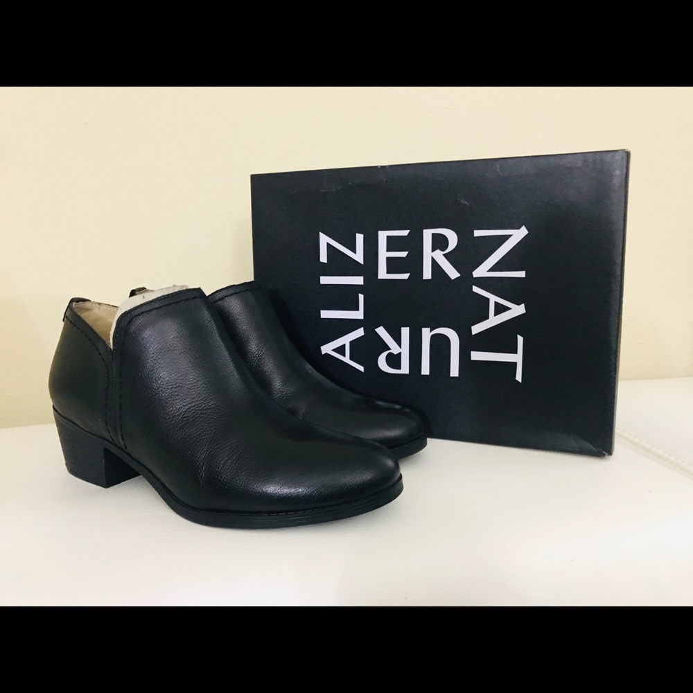 Naturalizer women leather Boots